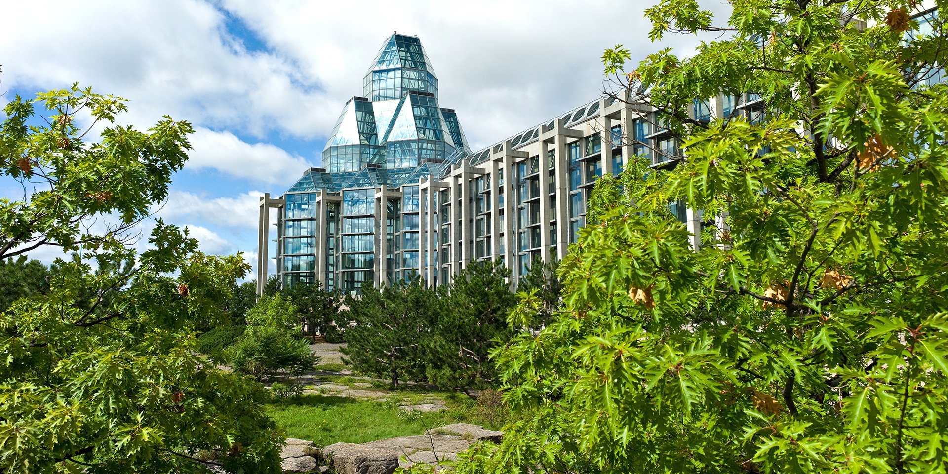 Taiga Garden designed by Cornelia Hahn Oberlander, National Gallery of Canada.